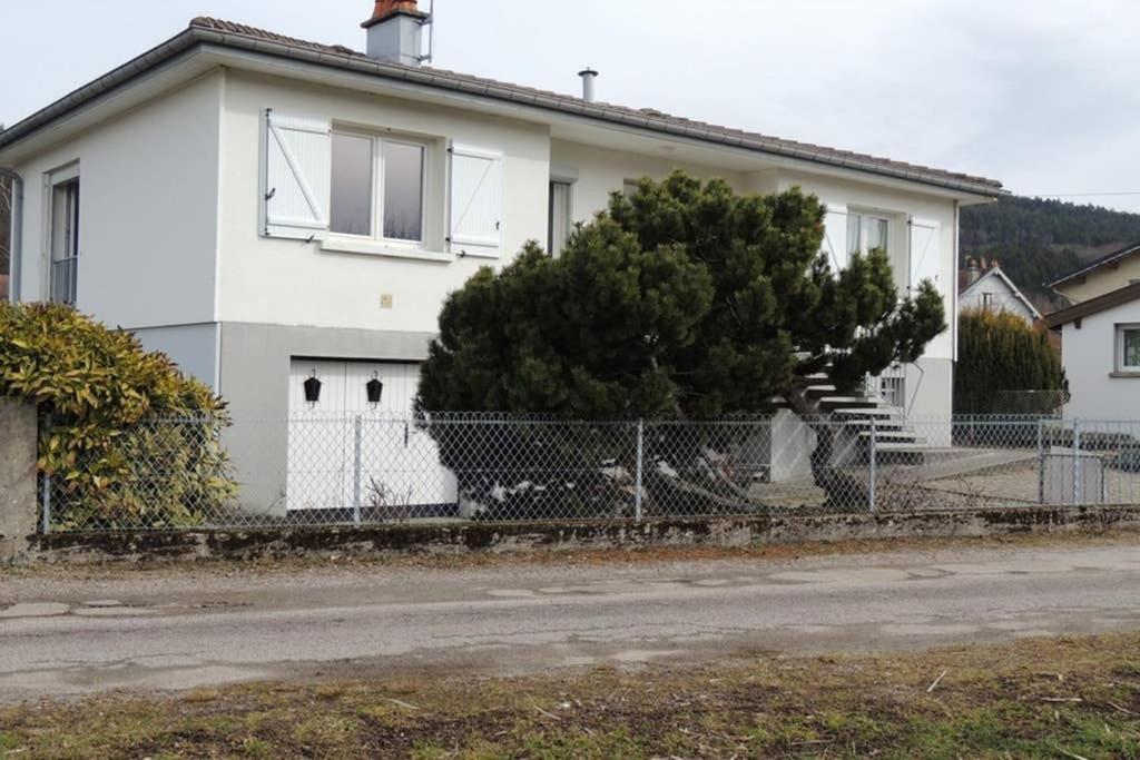 Maison indépend. 6 personnes à 10 mn de Gérardmer Granges-sur-Vologne Esterno foto